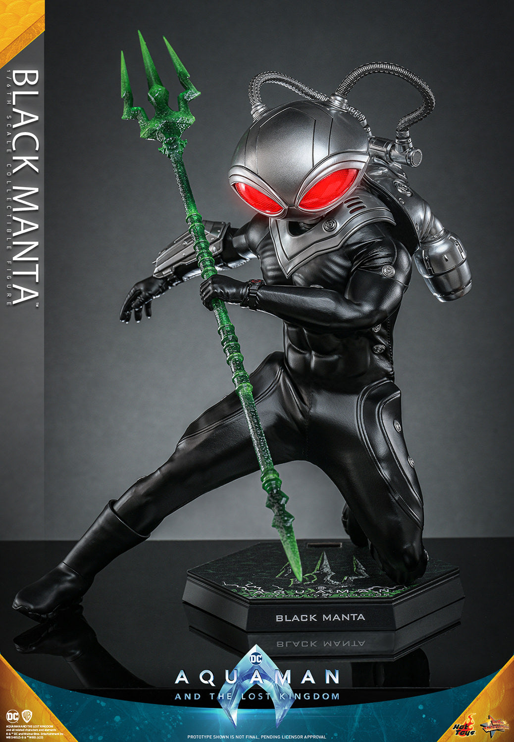 Black Manta 1/6 Scale Figure by Hot Toys