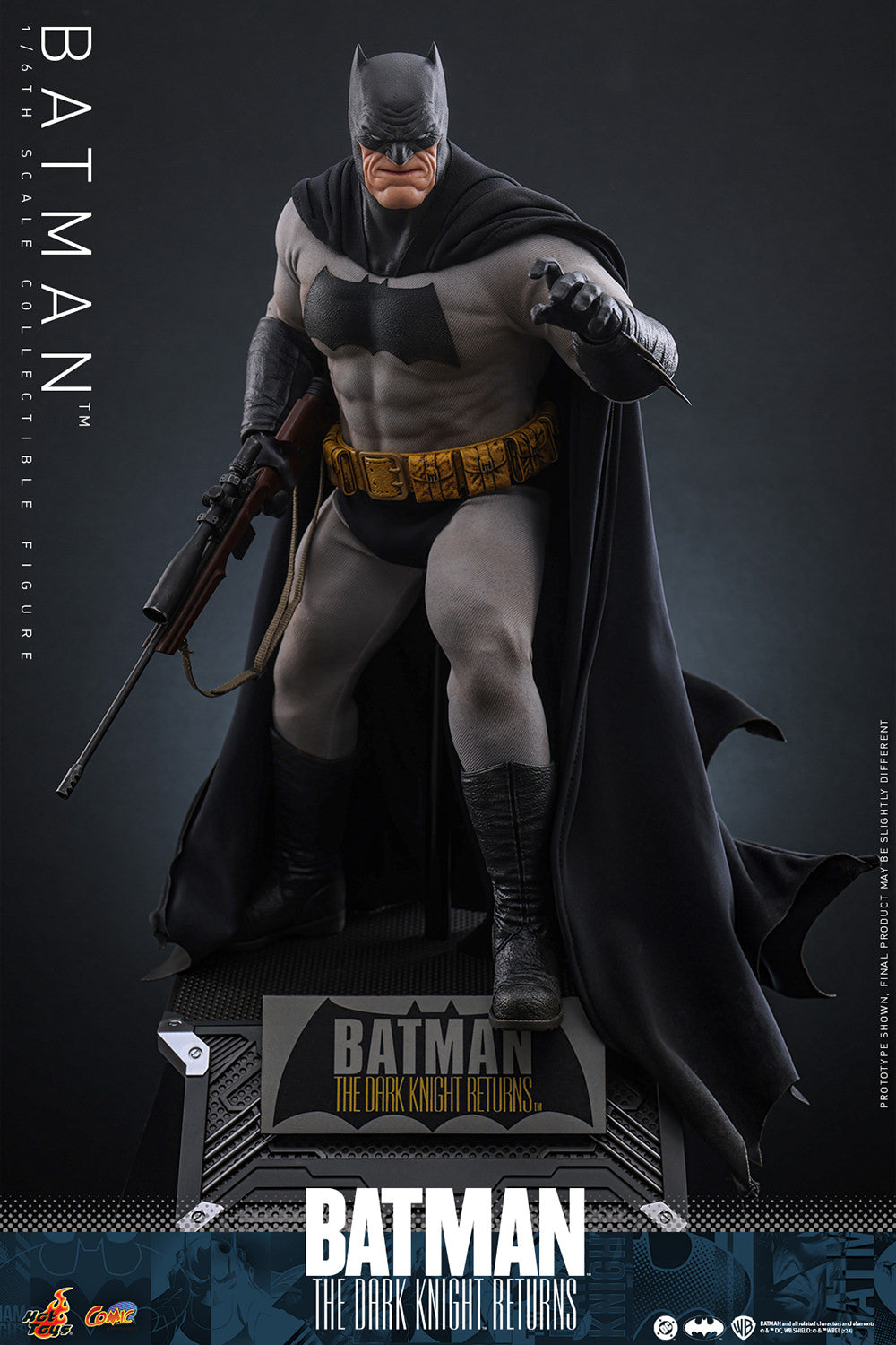 The Dark Knight Returns Batman 1/6 Scale Figure