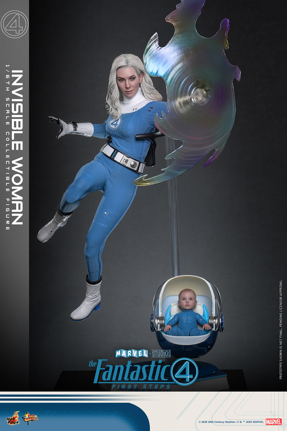 Invisible Woman Sixth Scale Figure
