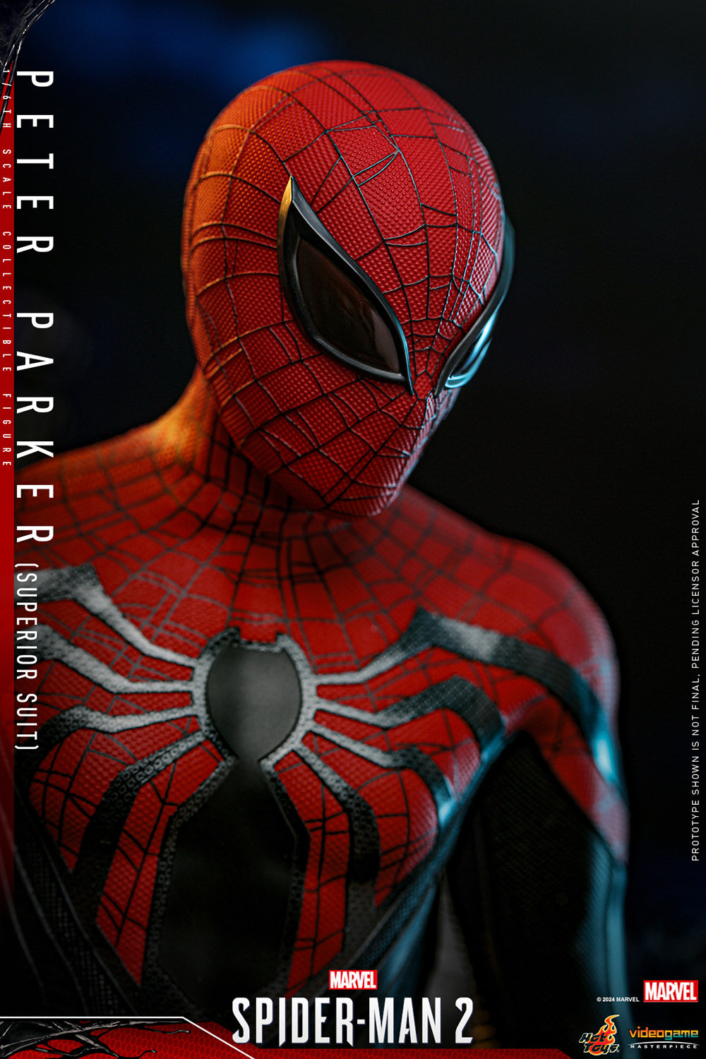 Peter Parker (Superior Suit) Sixth Scale Figure by Hot Toys