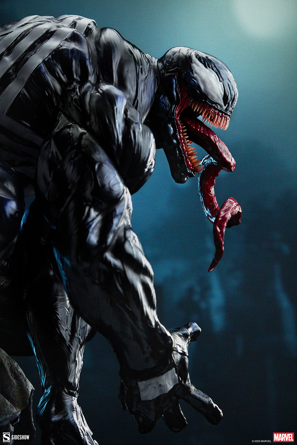 Venom Premium Format Figure