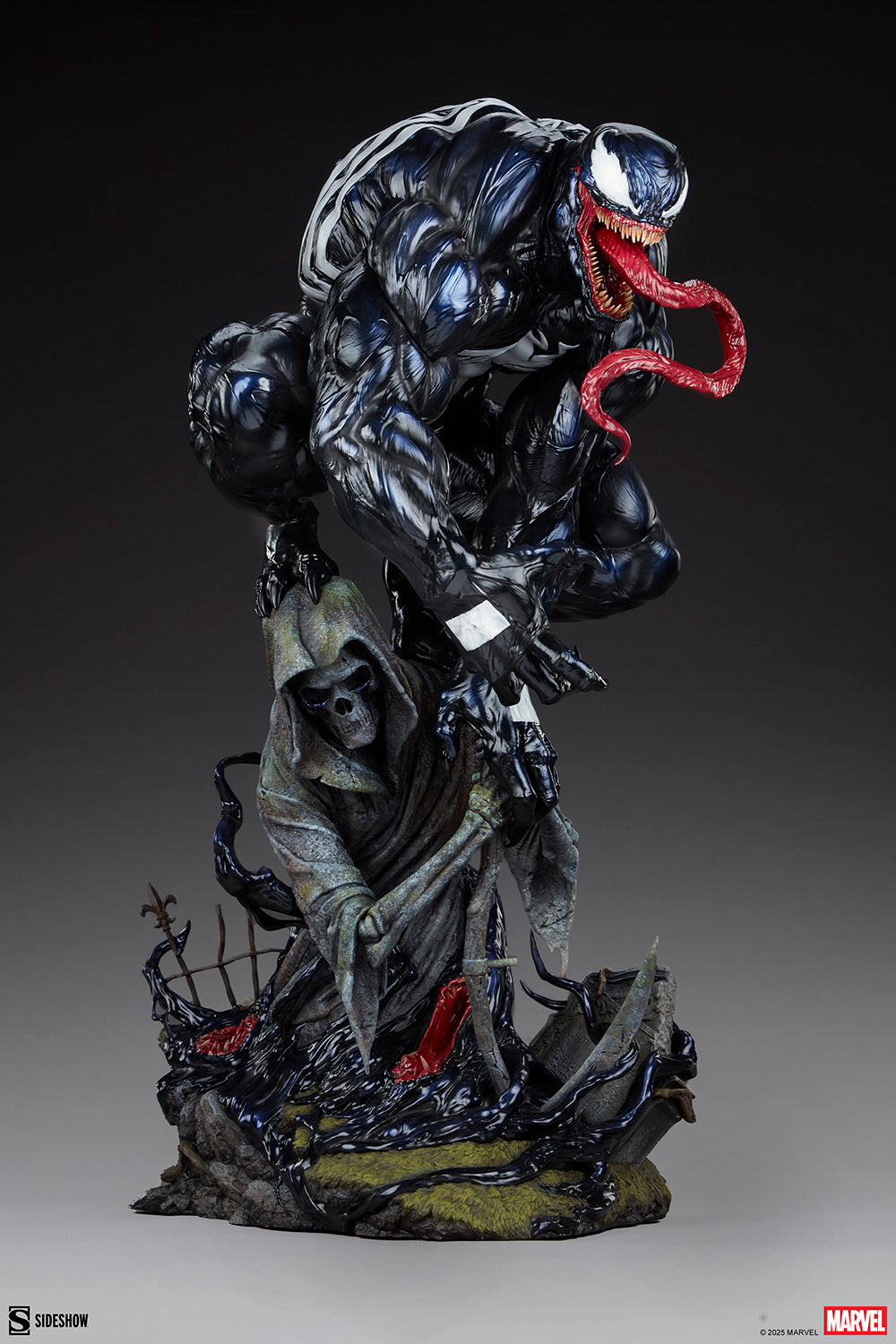 Venom Premium Format Figure
