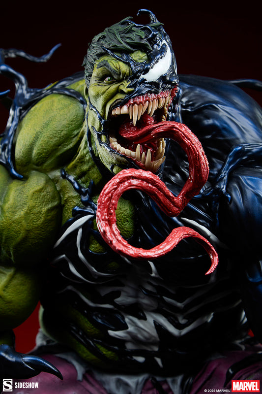 Venomized Hulk Premium Format™ Figure by Sideshow