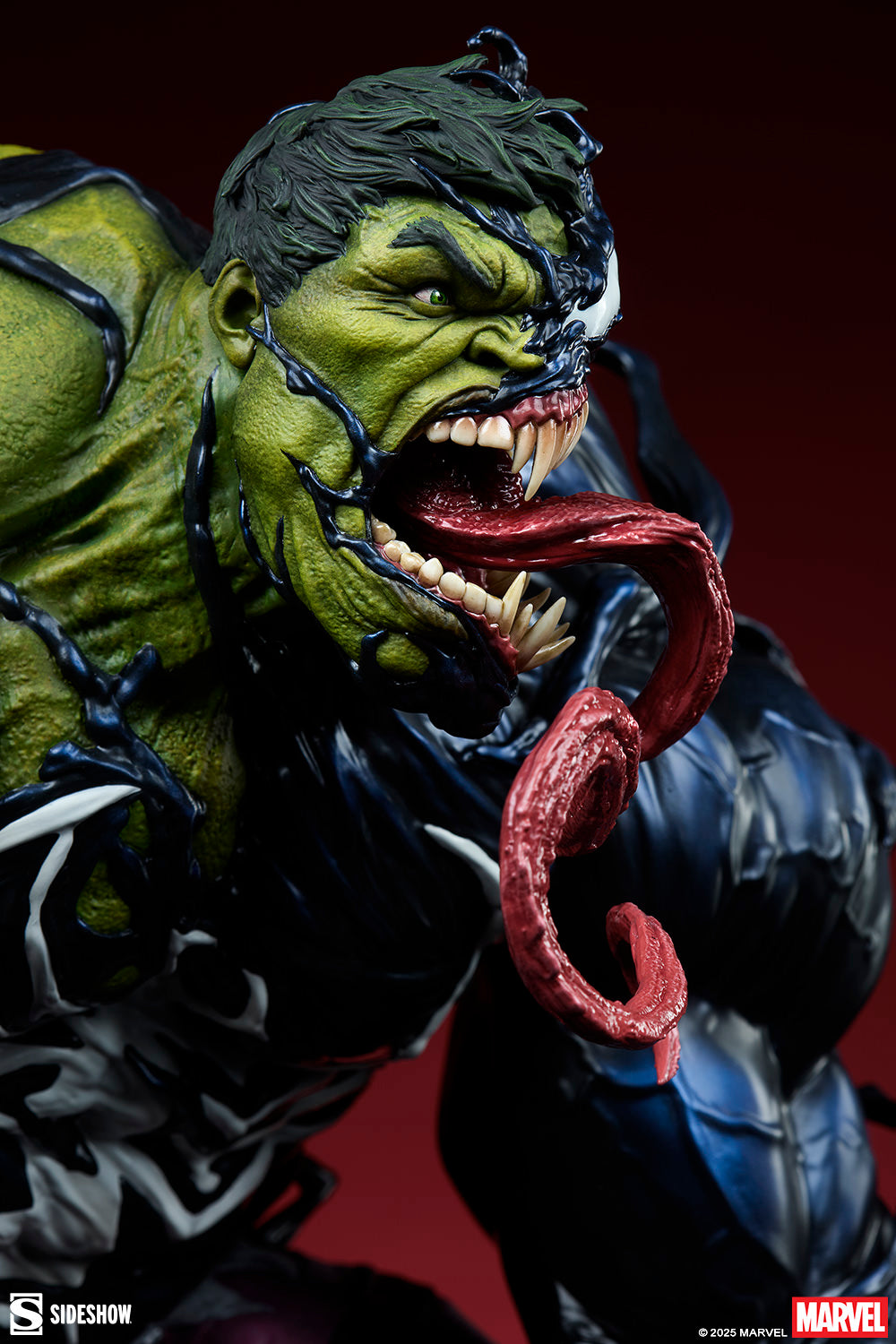 Venomized Hulk Premium Format™ Figure by Sideshow
