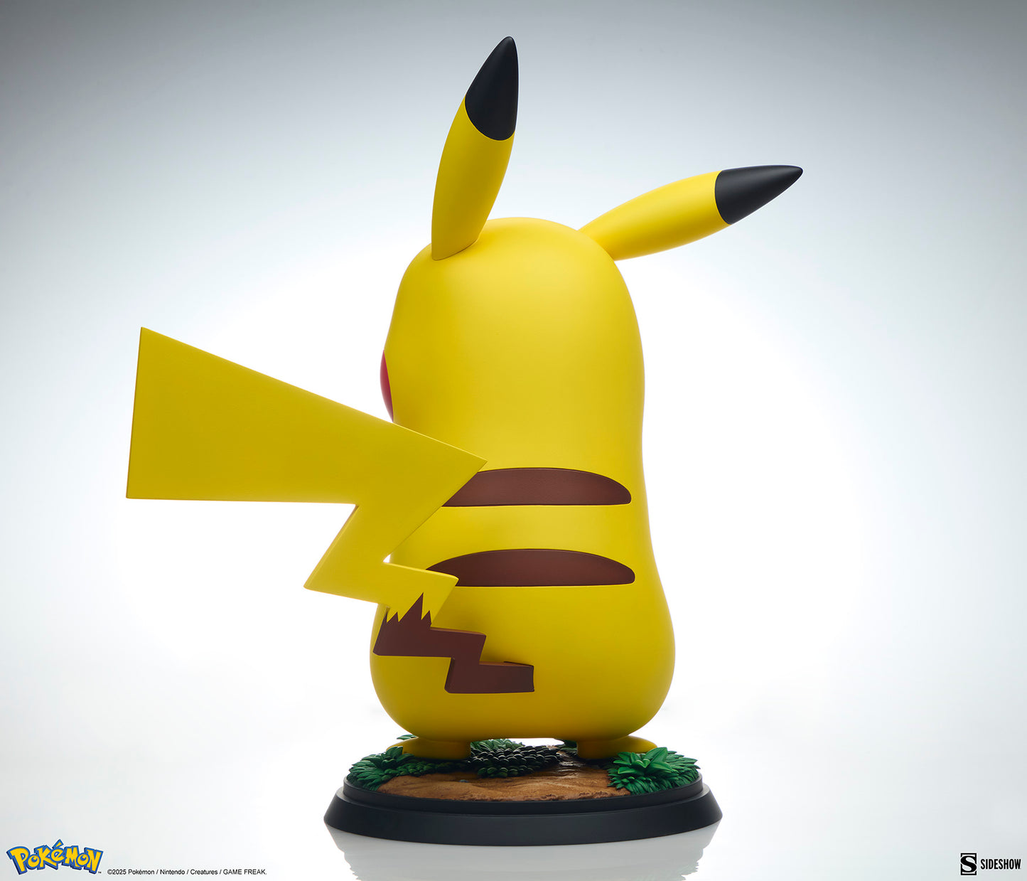 Pokemon Pikachu Life-Size Figure