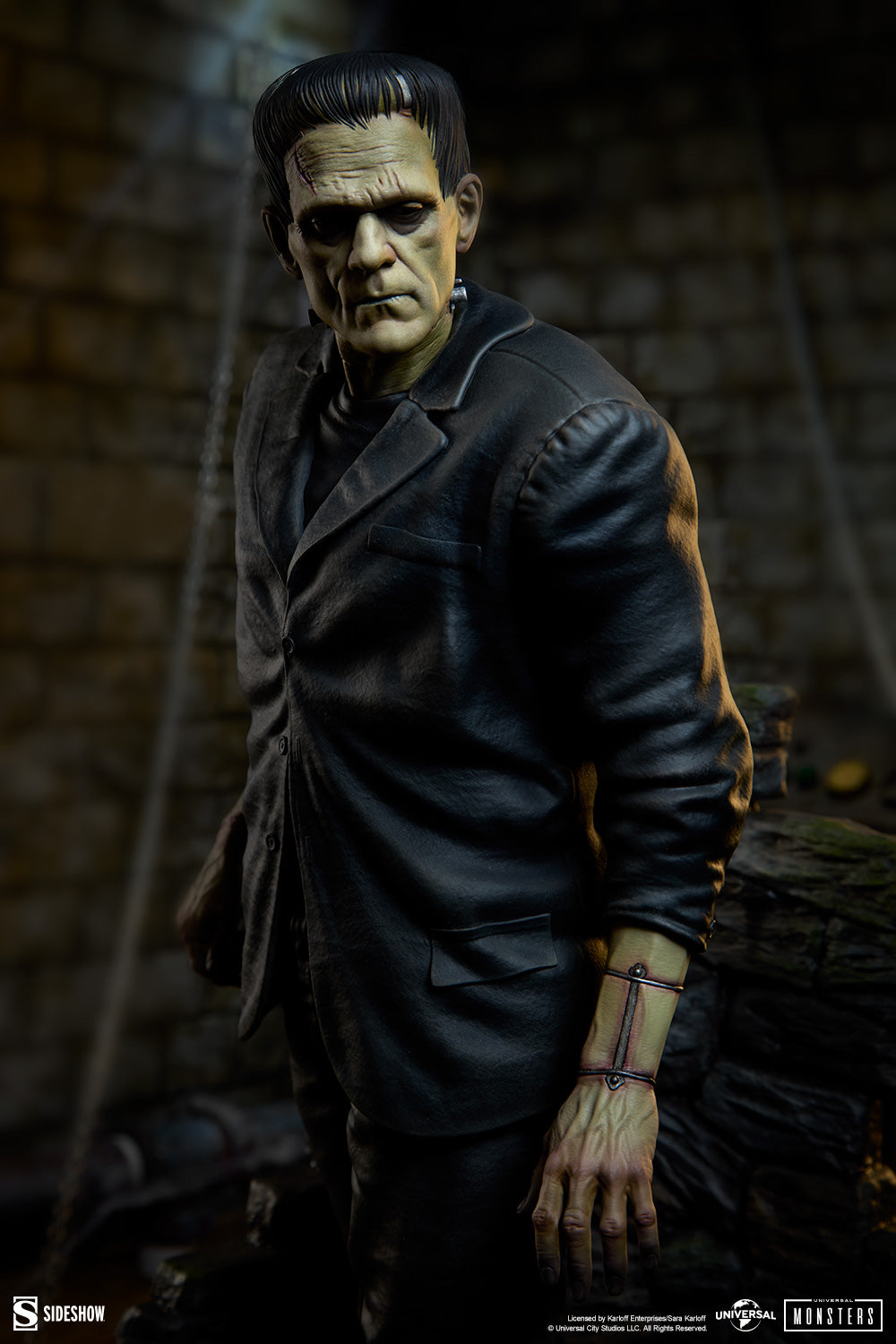 Frankenstein Premium Format™ Figure by Sideshow