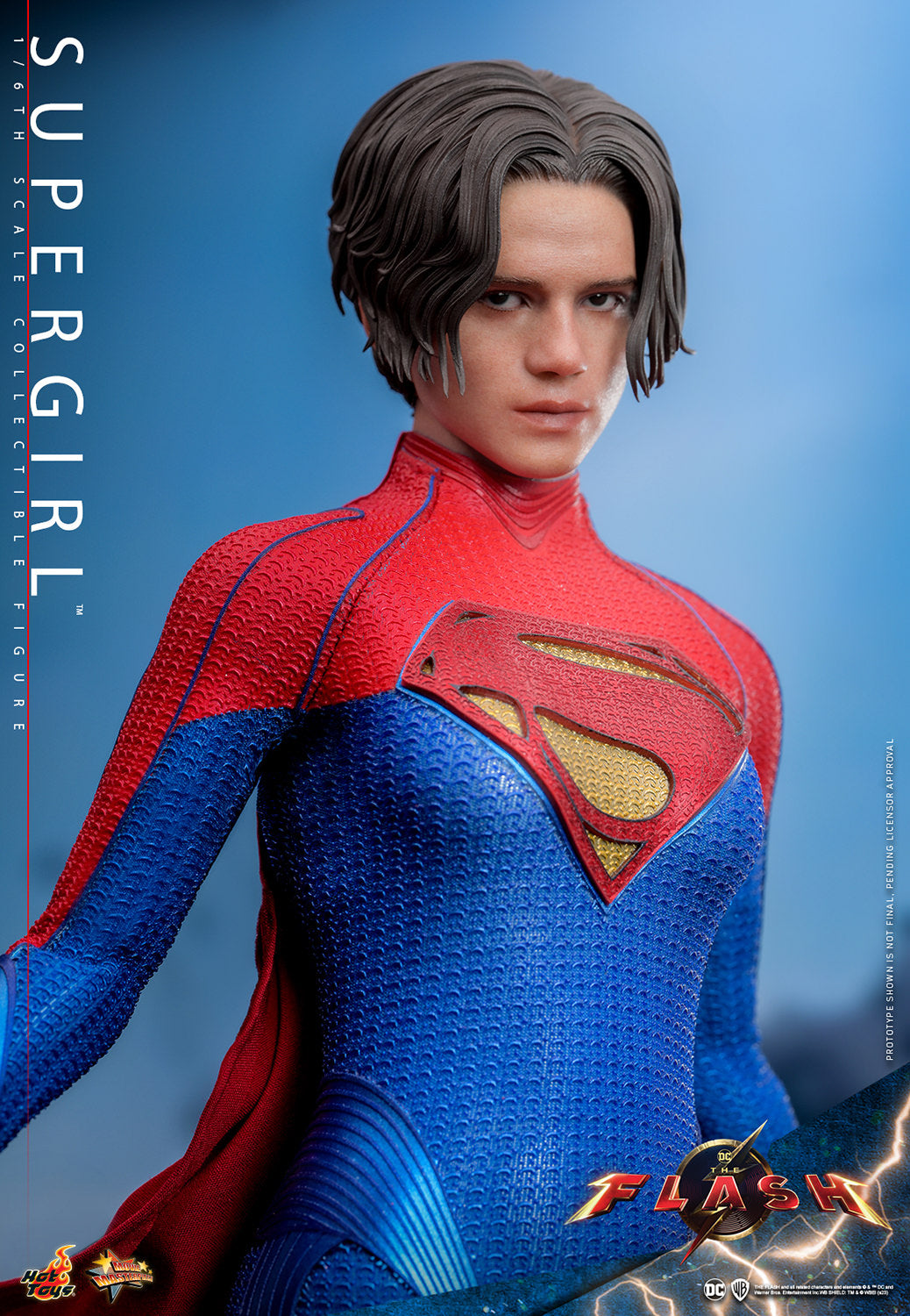 Supergirl Sixth Scale Figure by Hot Toys