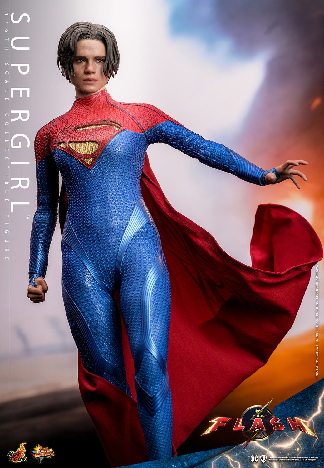 Supergirl Sixth Scale Figure by Hot Toys