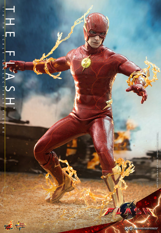 The Flash Sixth Scale Figure by Hot Toys