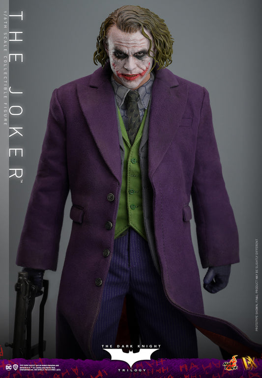The Joker 1/6 Scale Figure by Hot Toys (Display Piece)