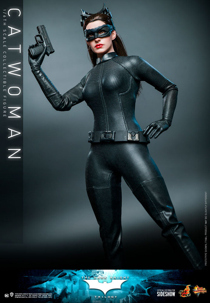 Hot Toys Catwoman 1/6 Scale Figure