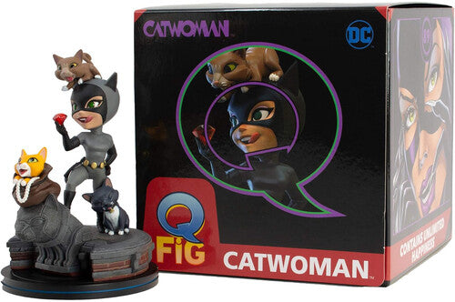 Batman: The Animated Series - Catwoman 5" Q-Fig Elite Statue
