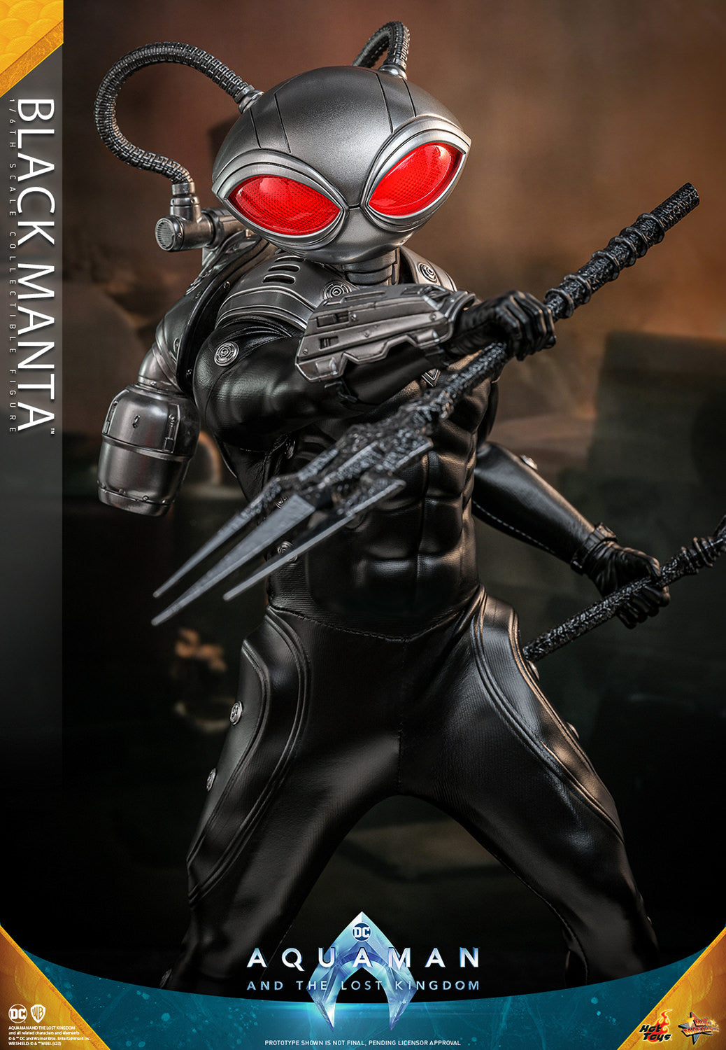 Black Manta 1/6 Scale Figure by Hot Toys