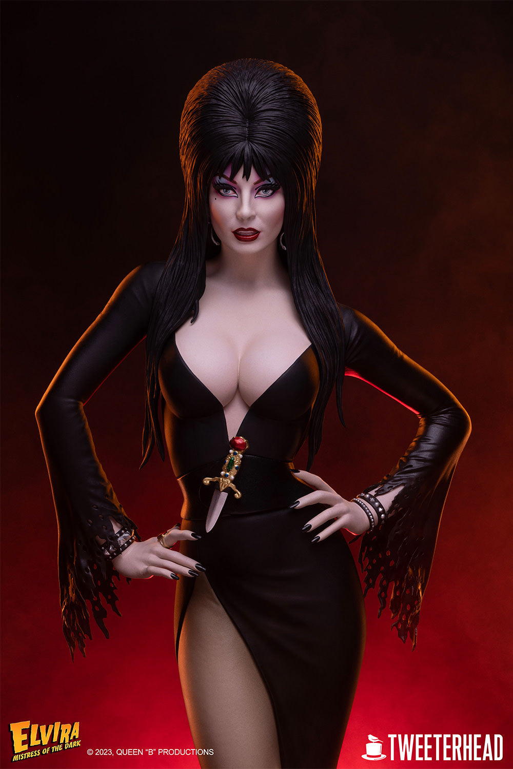 Elvira Mistress of the Dark 1/4 Scale Maquette by Tweeterhead