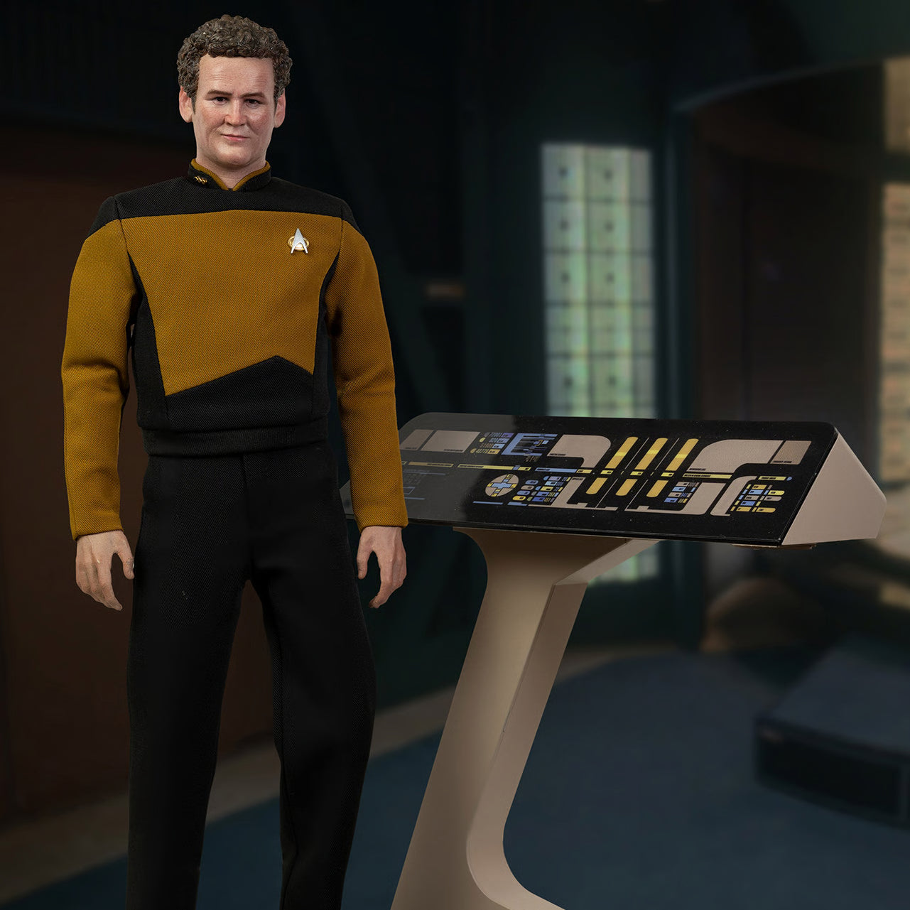 EXO-6 Star Trek: The Next Generation Miles O'Brien 1:6 Scale Figure with Transporter Console Diorama