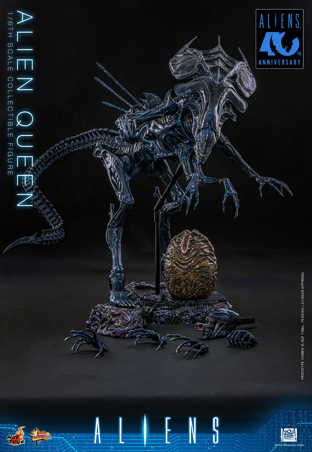 Alien Queen Sixth Scale Figure by Hot Toys