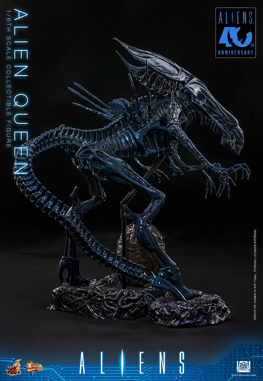 Alien Queen Sixth Scale Figure by Hot Toys