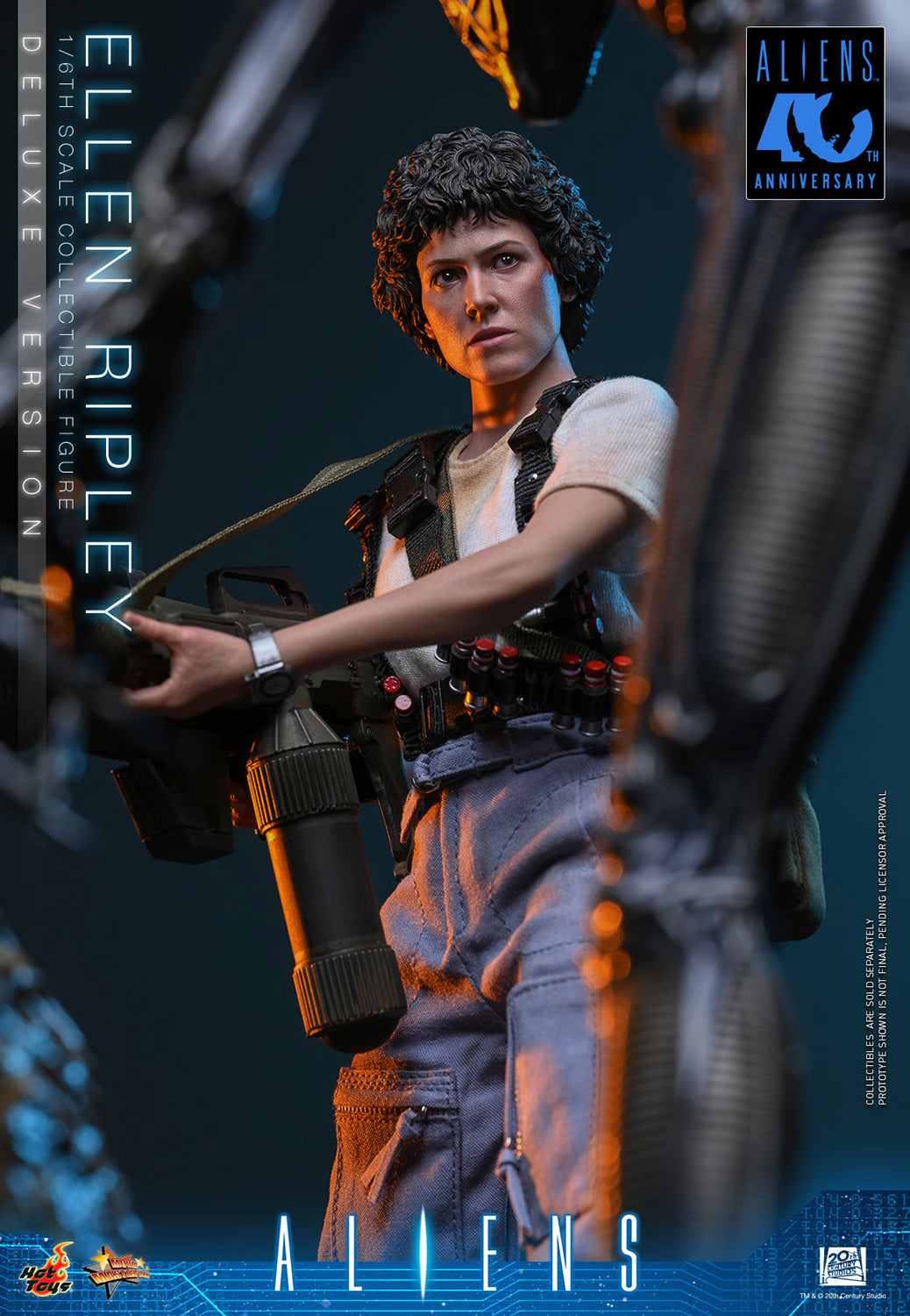 Hot Toys Aliens Ellen Ripley Deluxe Version 1/6th Scale Collectible Figure