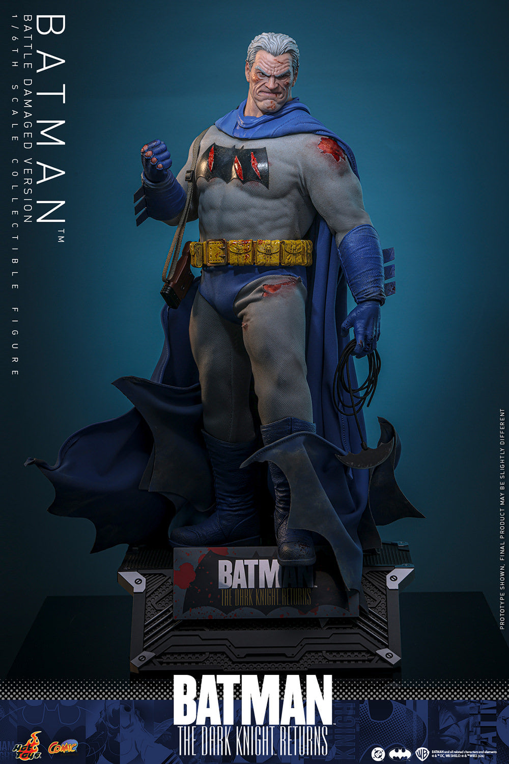 Batman The Dark Knight Returns (Battle Damaged Version) Sixth Scale Figure