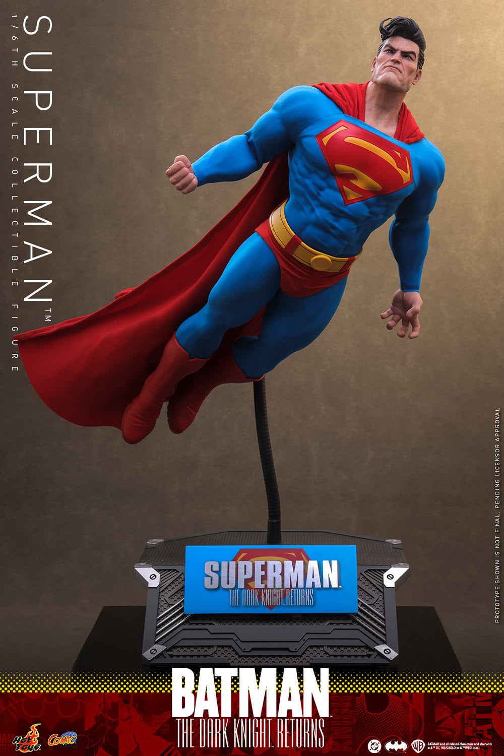 The Dark Knight Returns Superman Sixth Scale Figure