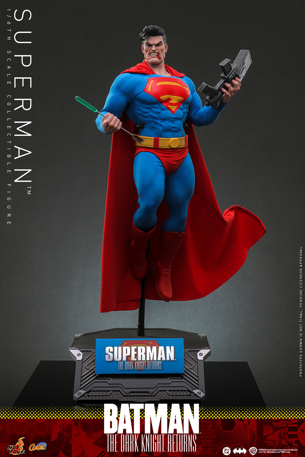 The Dark Knight Returns Superman Sixth Scale Figure