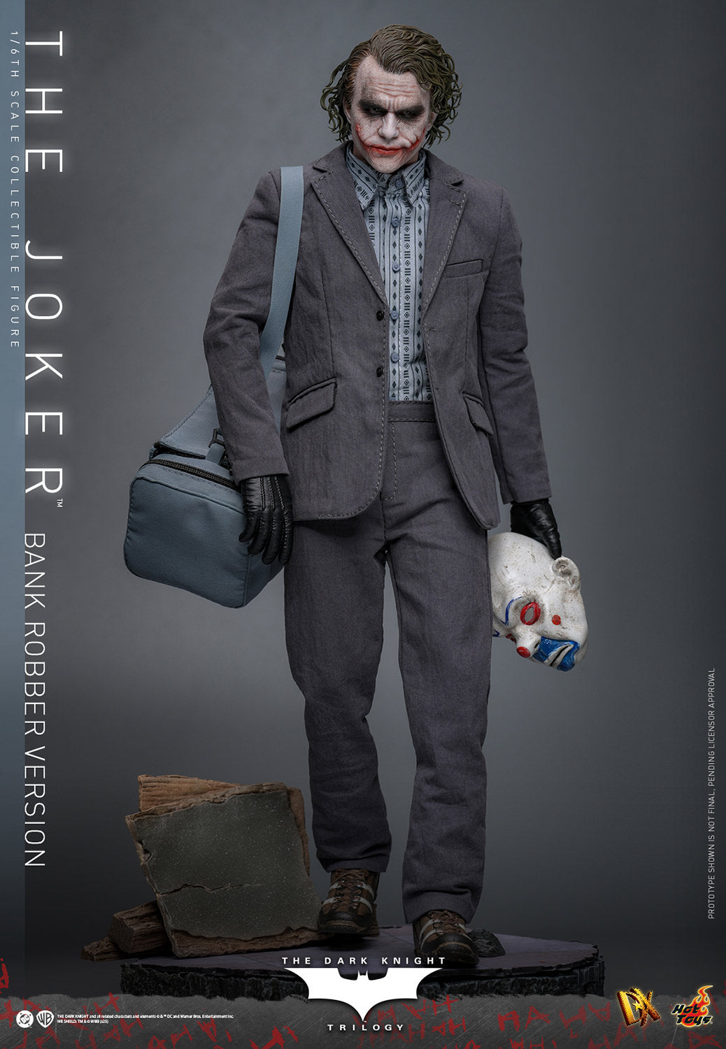 The Joker (Bank Robber Version) Sixth Scale Figure