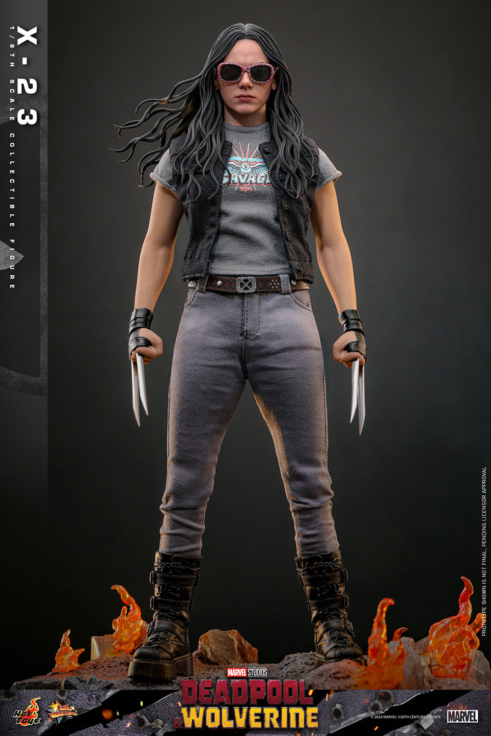 X-23 Sixth Scale Figure by Hot Toys