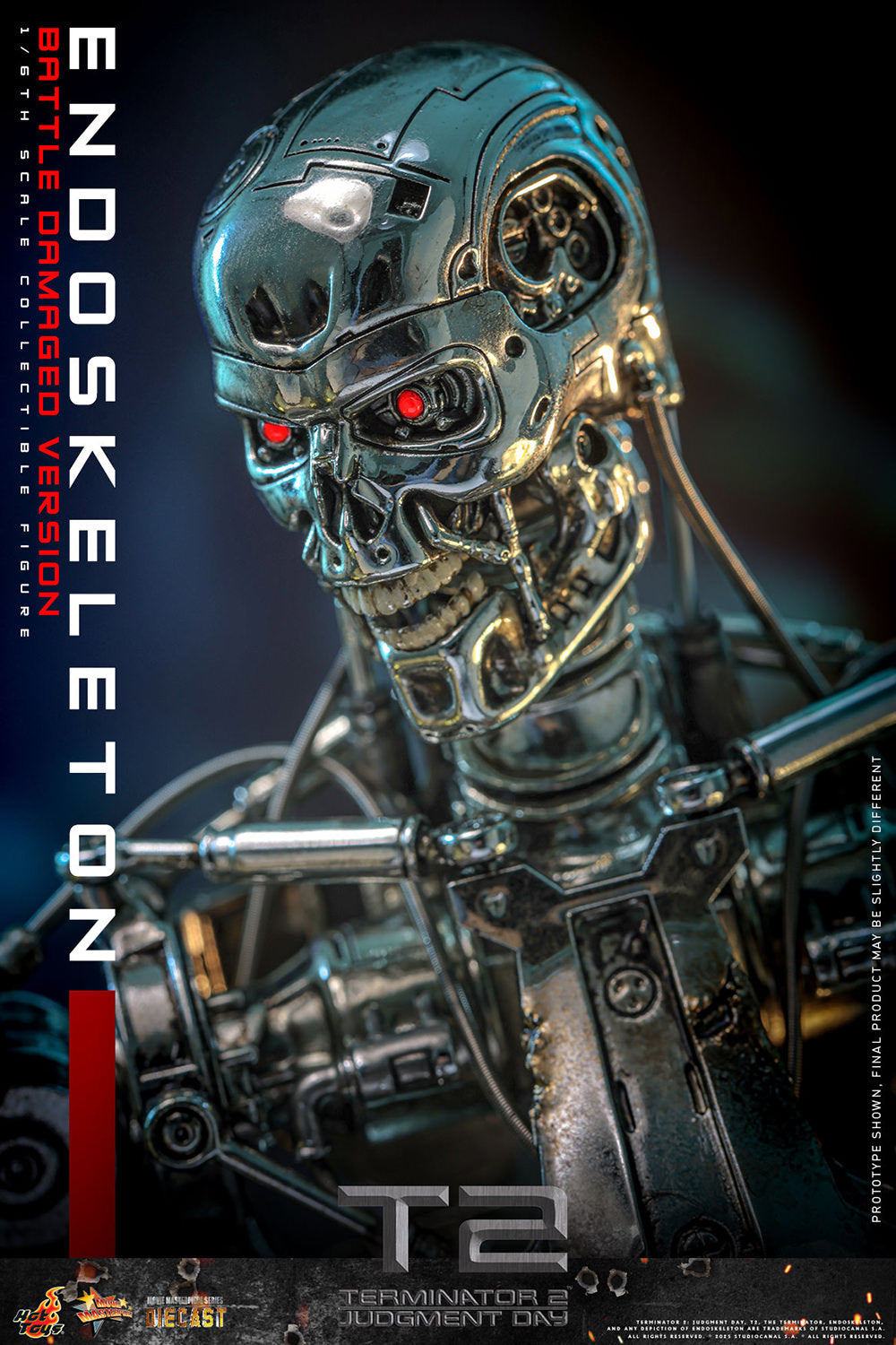 Hot Toys Terminator 2 Endoskeleton (Battle Damaged) Sixth Scale Figure