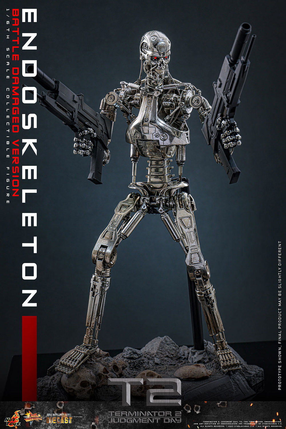 Hot Toys Terminator 2 Endoskeleton (Battle Damaged) Sixth Scale Figure