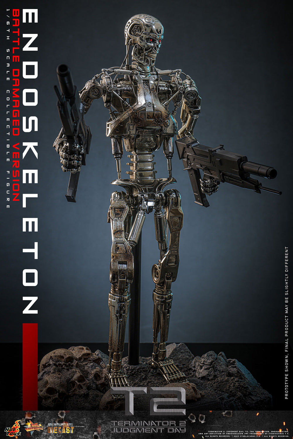 Hot Toys Terminator 2 Endoskeleton (Battle Damaged) Sixth Scale Figure