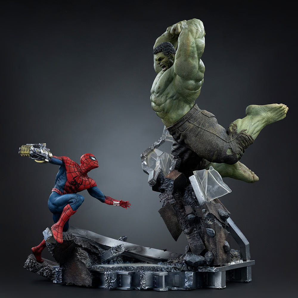 Spider-Man vs Hulk 1:10 Scale Statue by Iron Studios