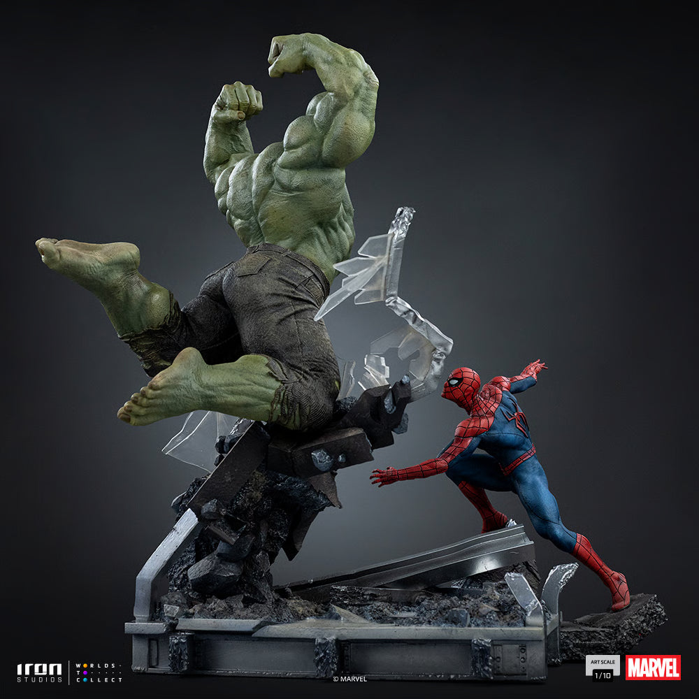 Spider-Man vs Hulk 1:10 Scale Statue by Iron Studios