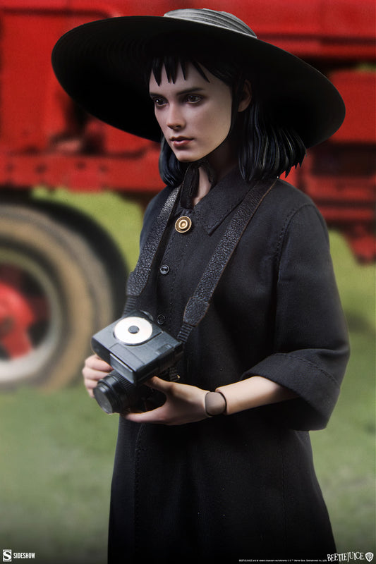 Lydia Deetz Sixth Scale Figure by Sideshow – Beetlejuice (1988)