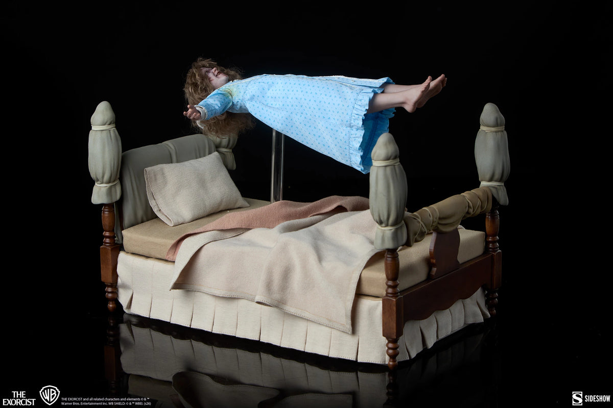 The Exorcist Regan MacNeil Deluxe Sixth Scale Figure