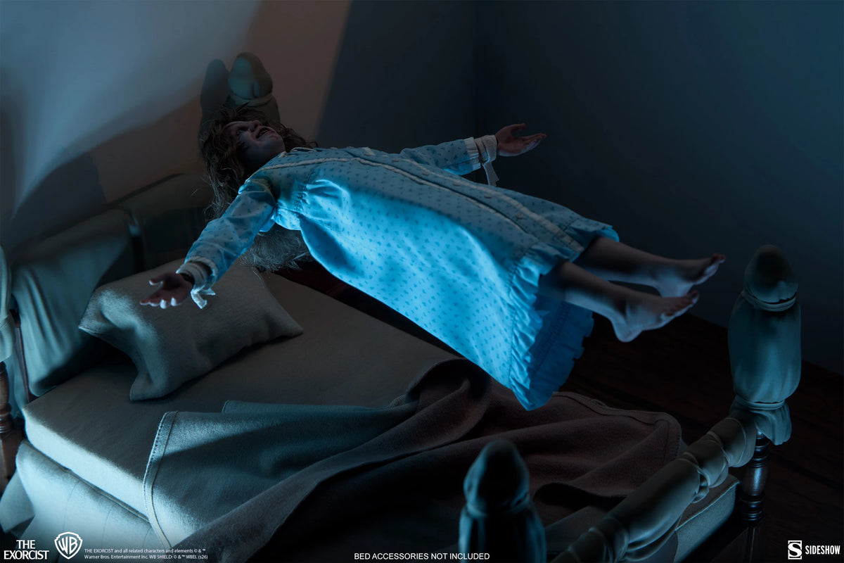 The Exorcist Regan MacNeil Sixth Scale Figure