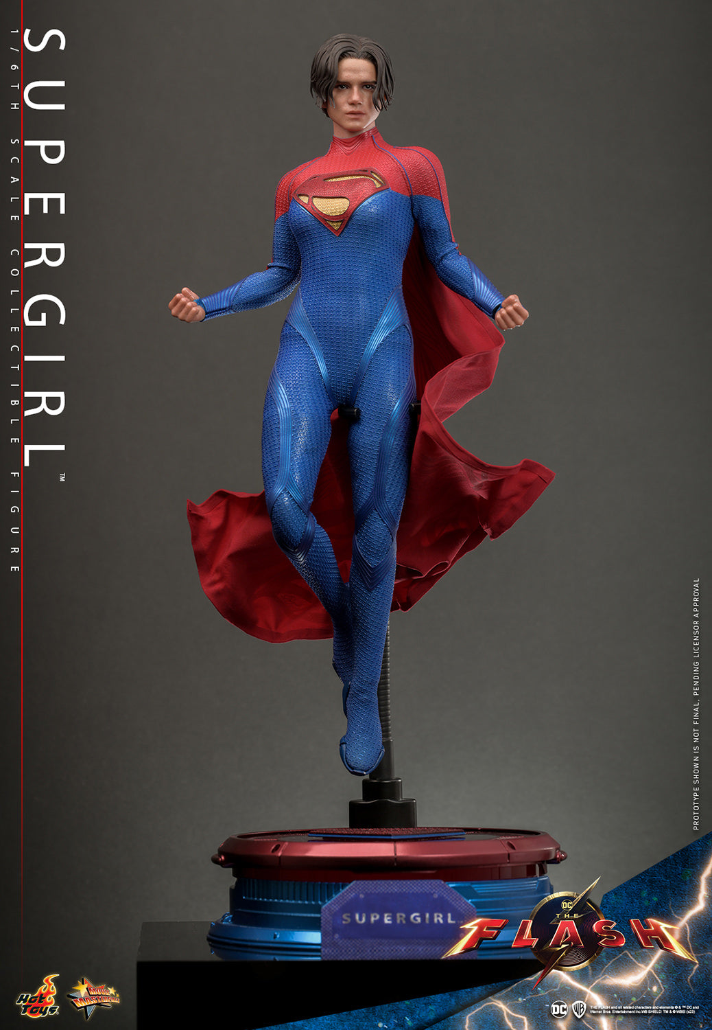 Supergirl Sixth Scale Figure by Hot Toys