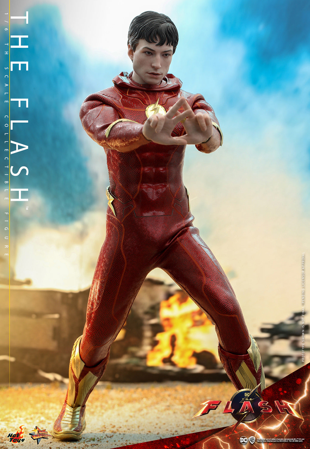The Flash Sixth Scale Figure by Hot Toys