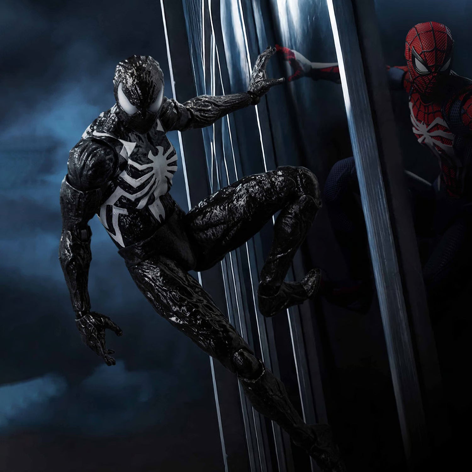 threezero DLX Spider-Man Symbiote Suit (Peter Parker) Standard Edition