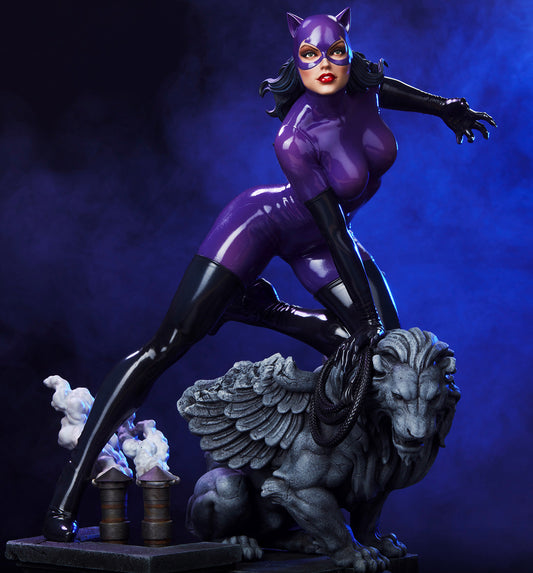 Catwoman (Purple Edition) Quarter Scale Maquette