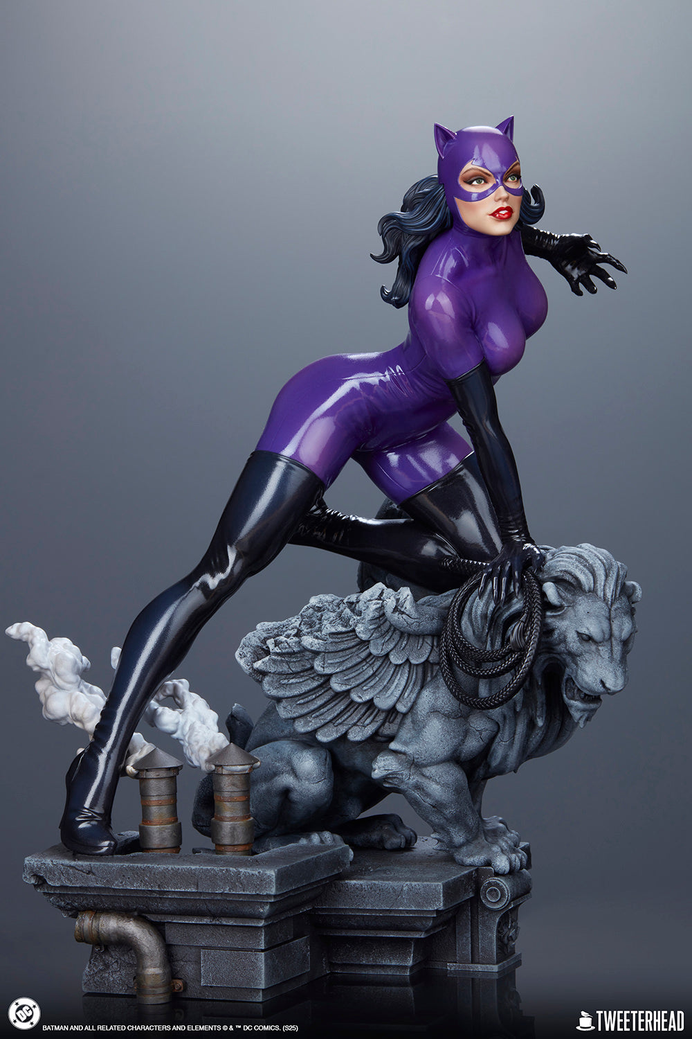 Catwoman (Purple Edition) Quarter Scale Maquette