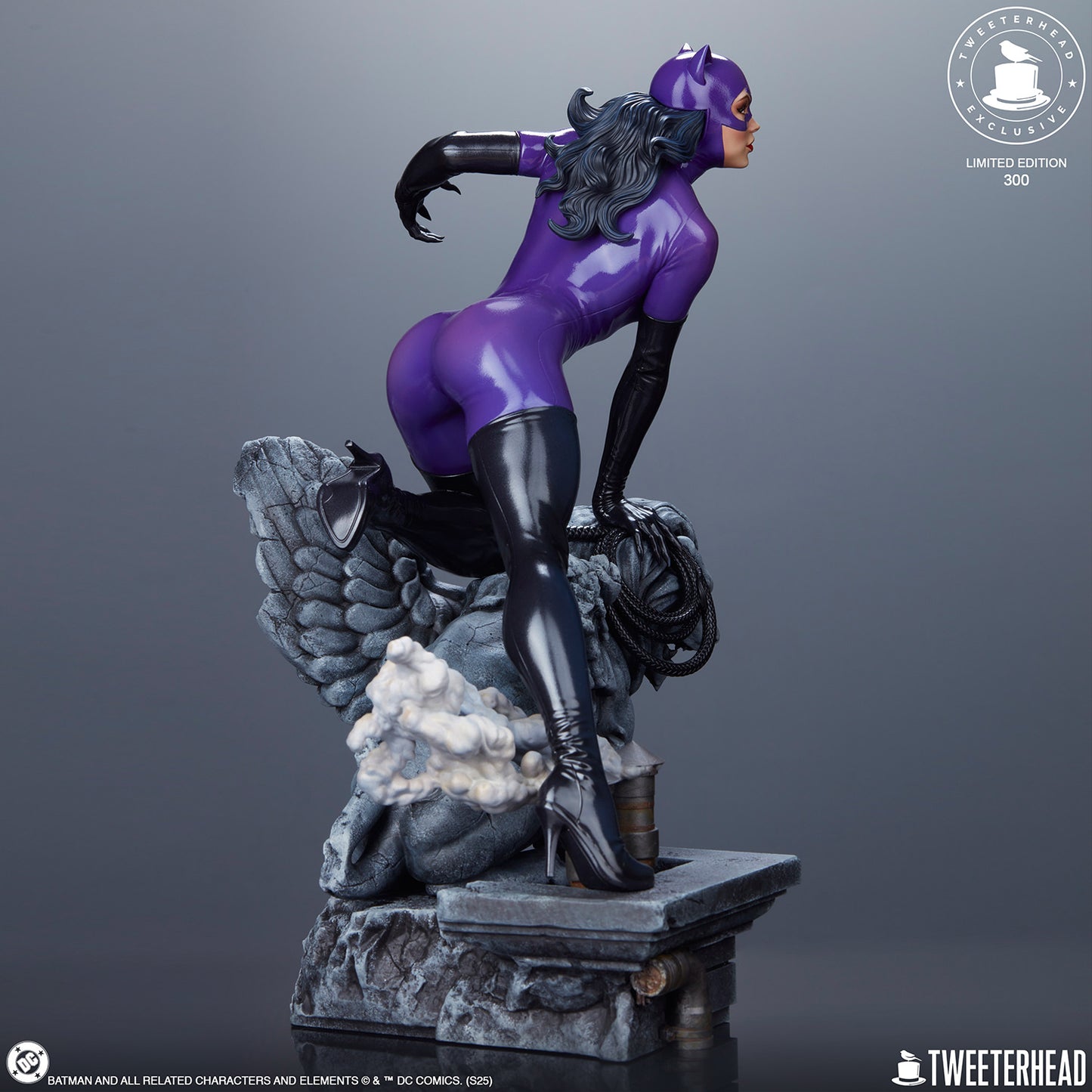 Catwoman (Purple Edition) Quarter Scale Maquette