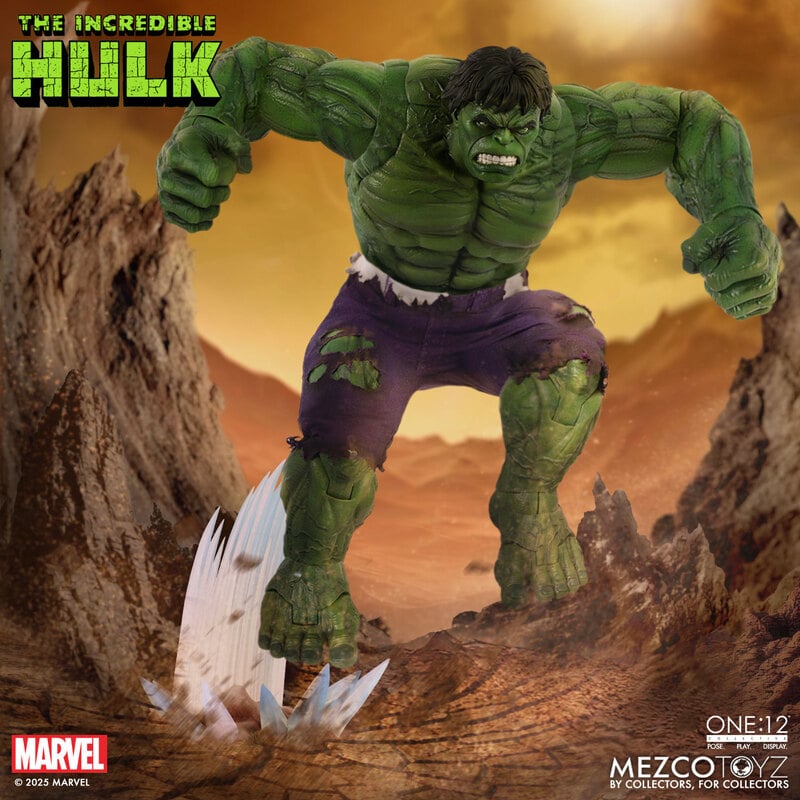 Mezco One 12 Collective Incredible Hulk Action Figure