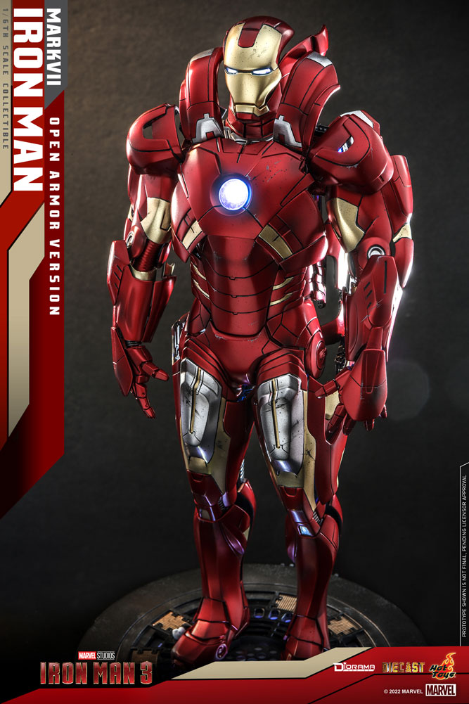 Iron Man Mark VII (Open Armor Version) Sixth Scale Figure by Hot Toys