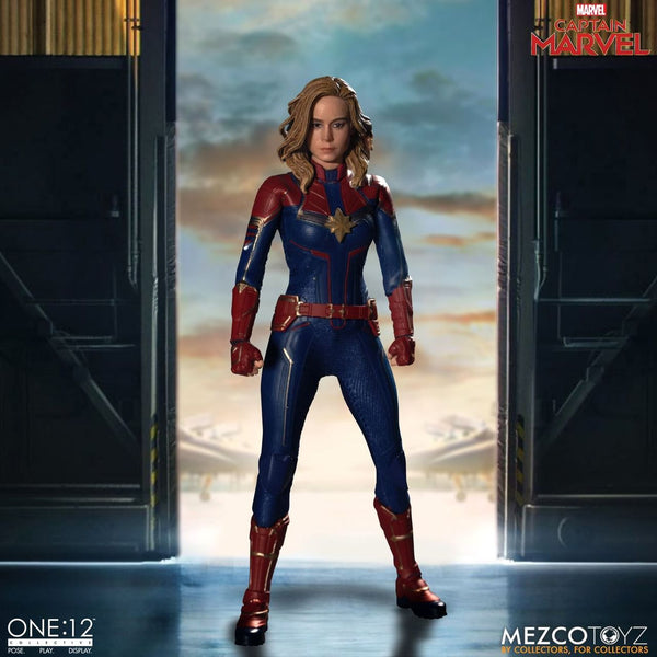 mezco_captain_marvel__44089_gr