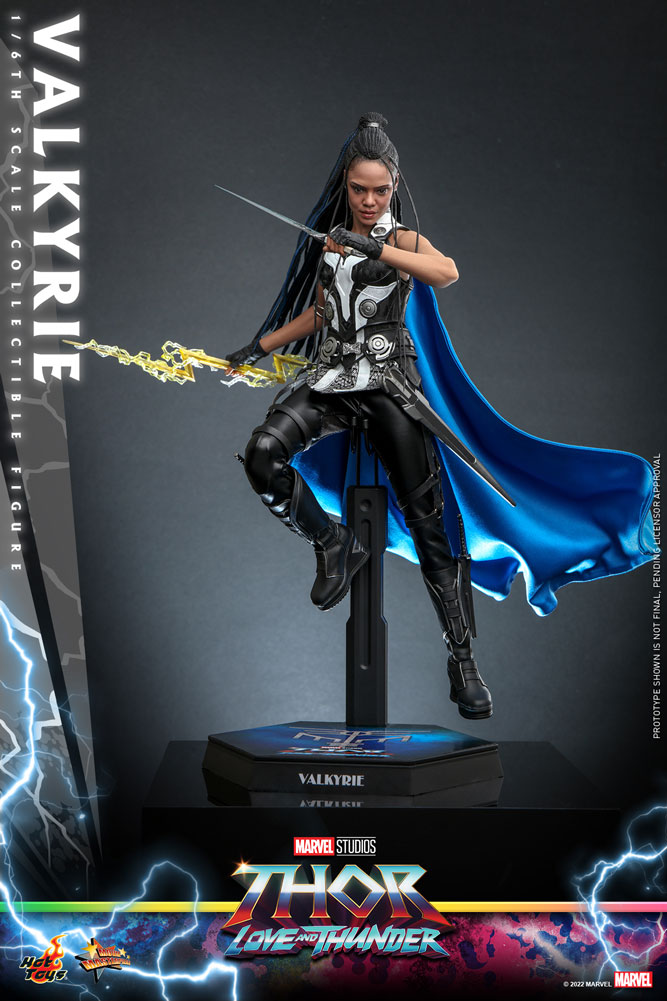 Valkyrie Sixth Scale Figure by Hot Toys